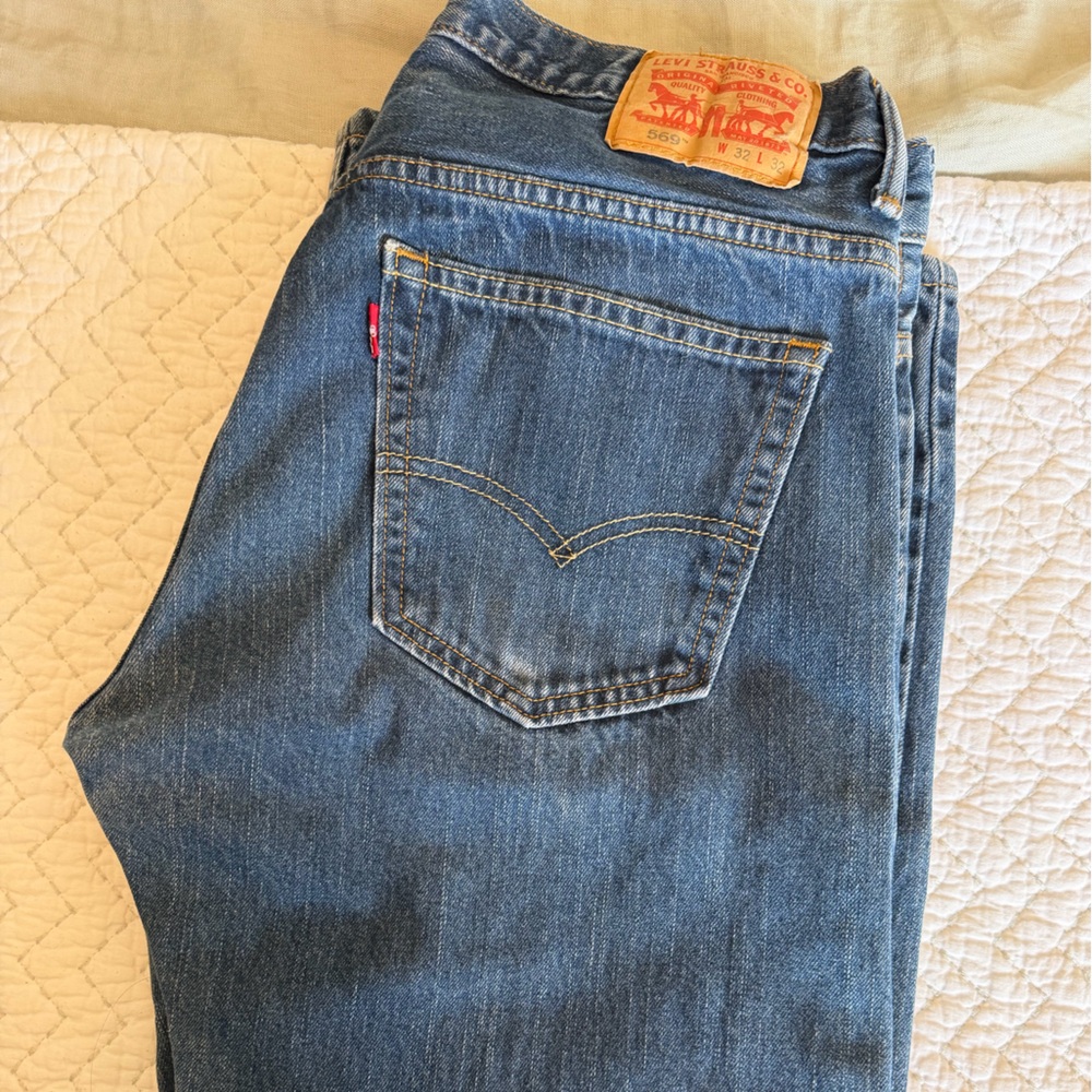Men’s Levi's 569 Classic Straight Blue Jeans